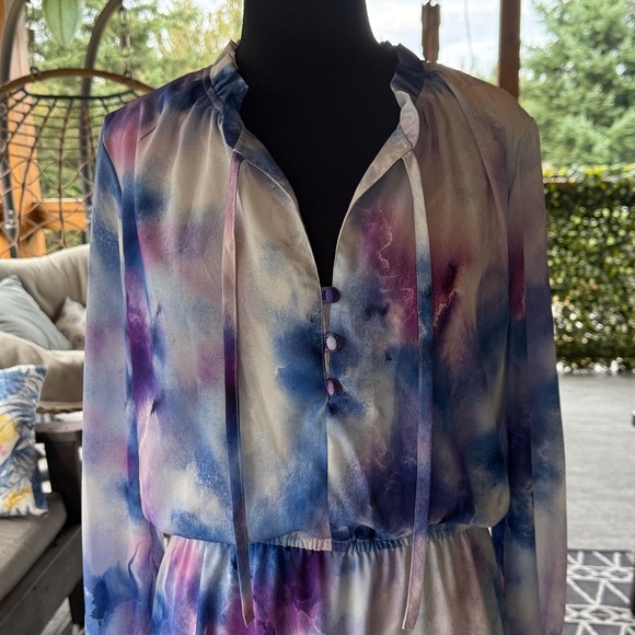 Johnston & Murphy | Purple Watercolor Dress - Picture 4 of 9